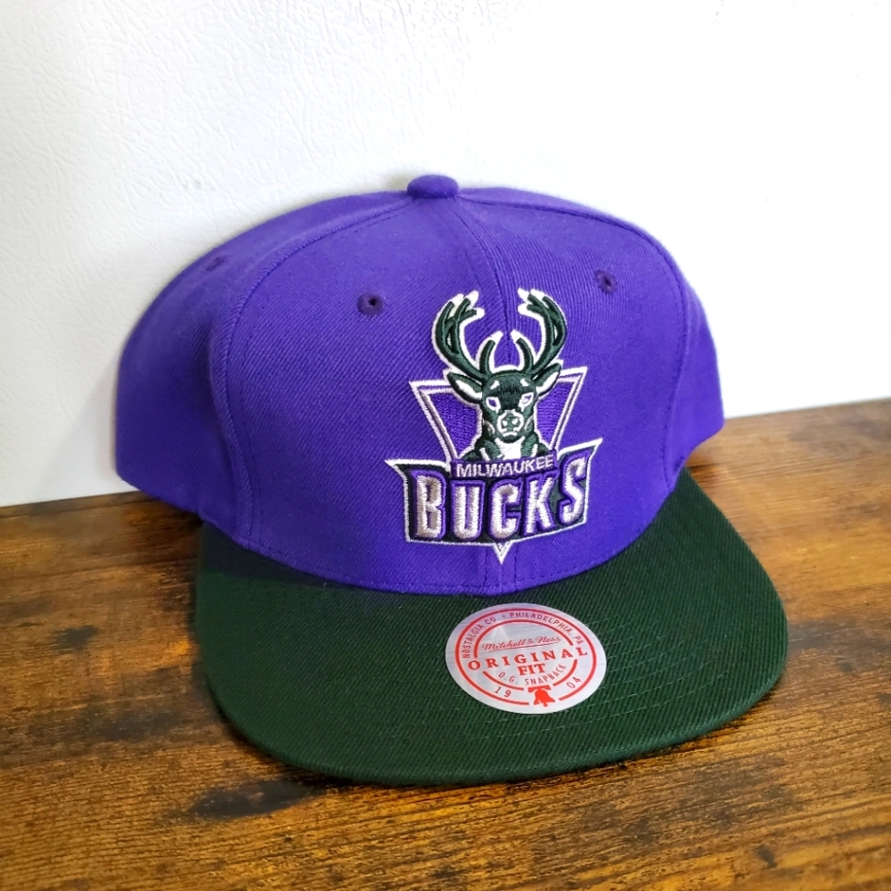 Mitchell & Ness '93 Core Basic Purple Milwaukee Bucks Snapback Hat Two Tone